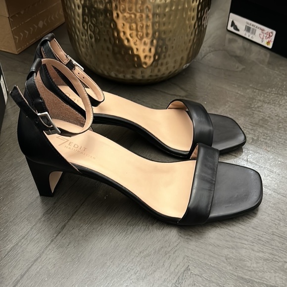27 EDIT Naturalizer Iriss Ankle Strap Sandal (WIDE) - Picture 4 of 10